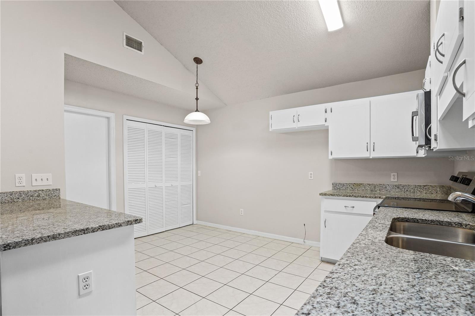 Image 10 of 34 For 3819 Long Grove Lane