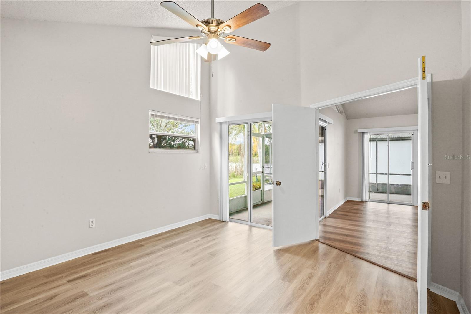 Image 16 of 34 For 3819 Long Grove Lane
