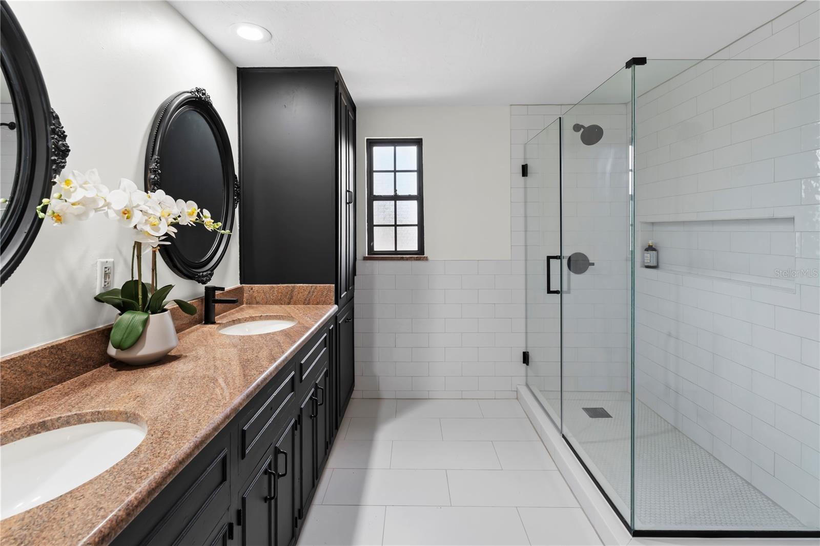 Image 14 of 30 For 2550 Big Bend Trail