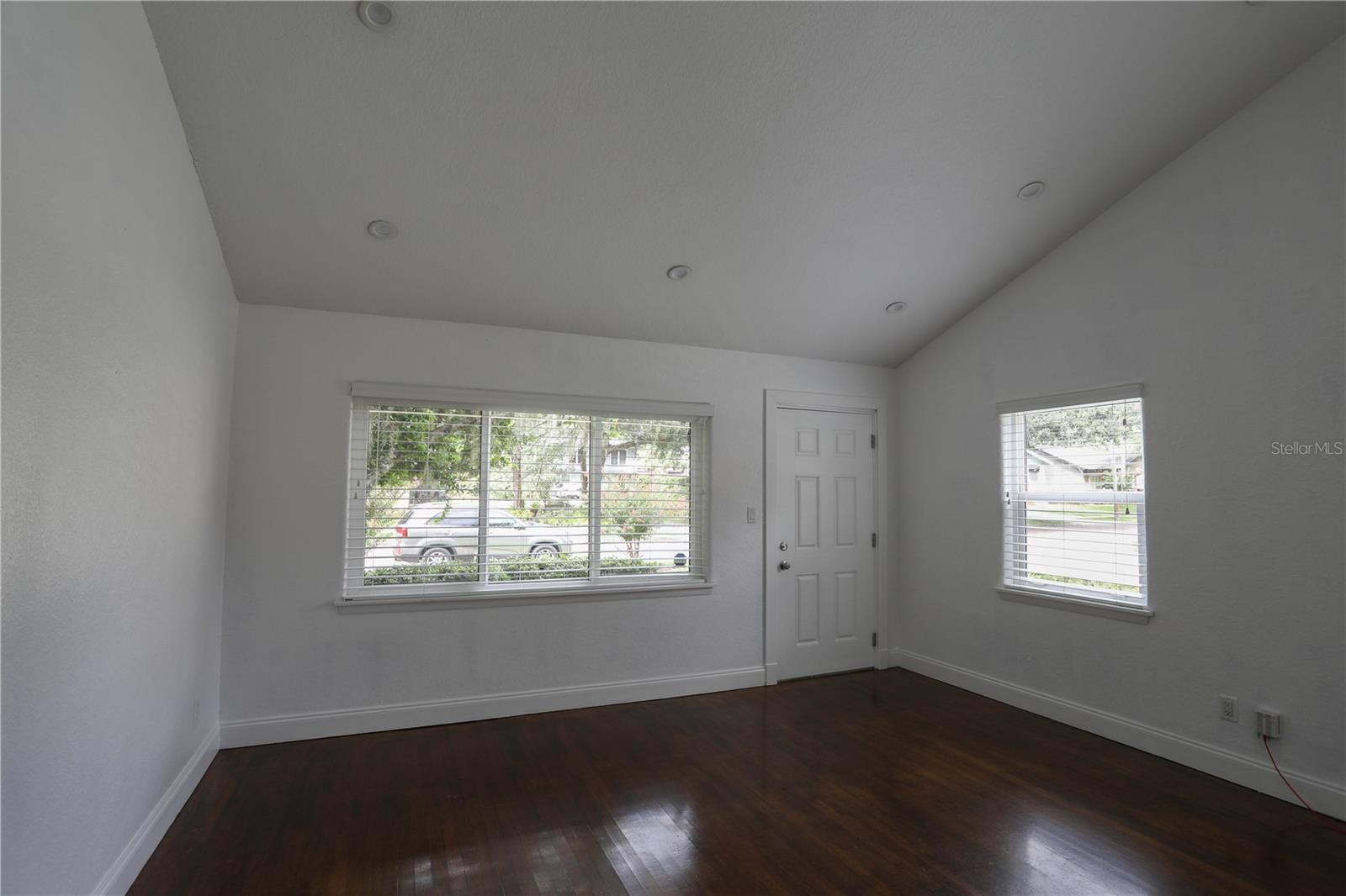 Image 4 of 23 For 1416 Washington Street 1