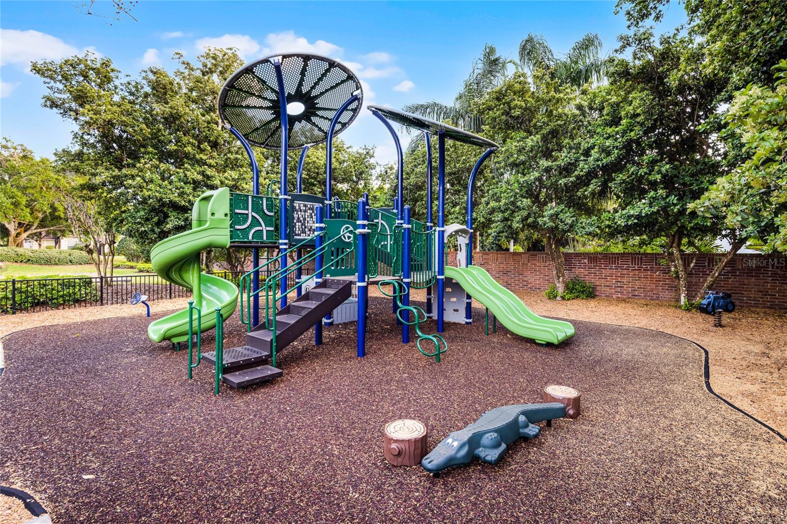 Image 42 of 49 For 1000 Lake Claire Circle