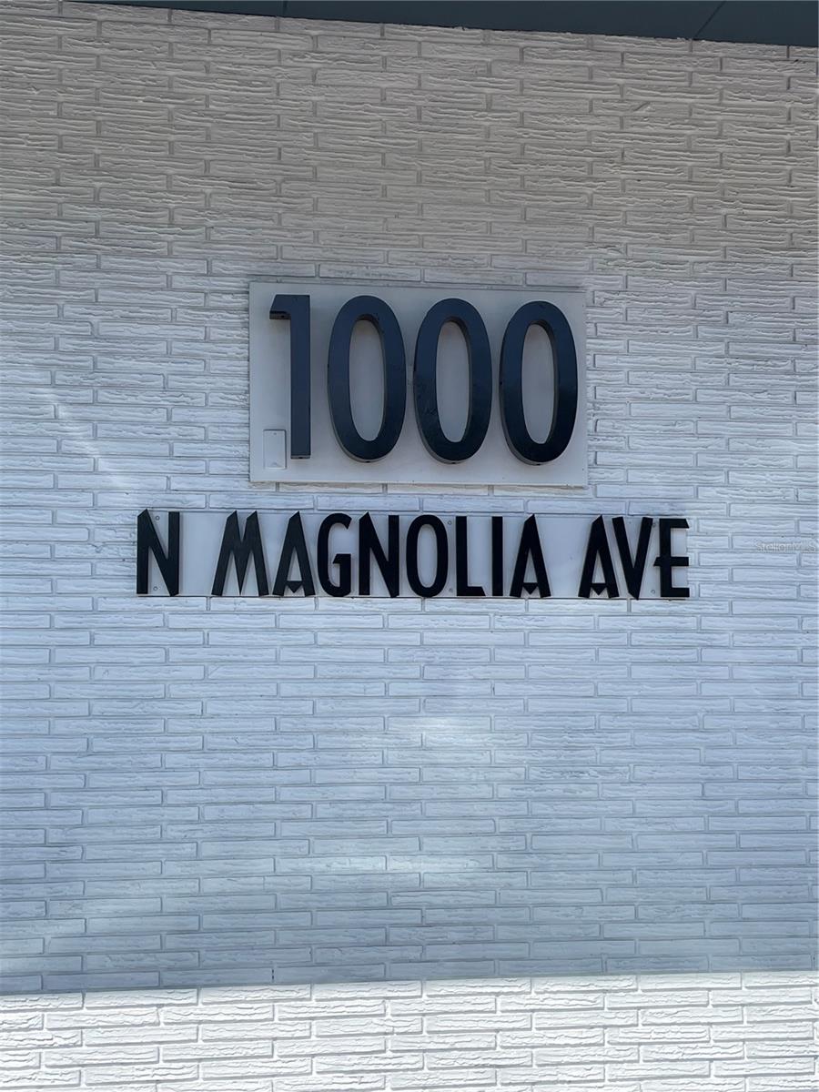 Image 7 of 38 For 1000 Magnolia Avenue