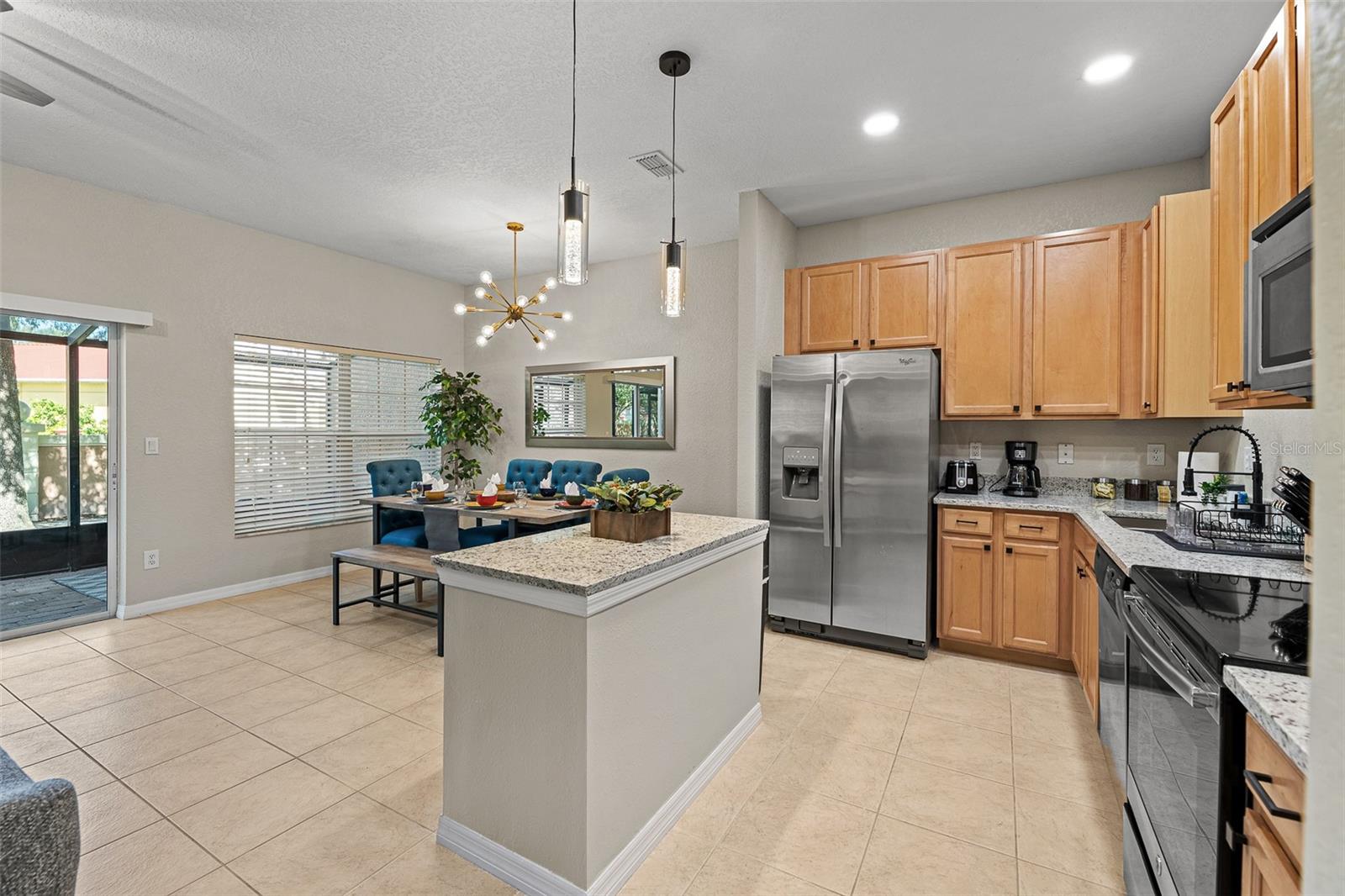 Image 17 of 48 For 2344 Caravelle Circle