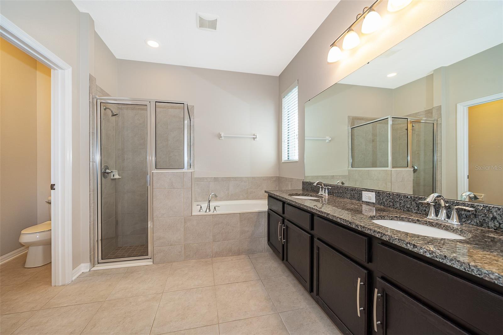 Image 34 of 45 For 1150 Umbria Lane