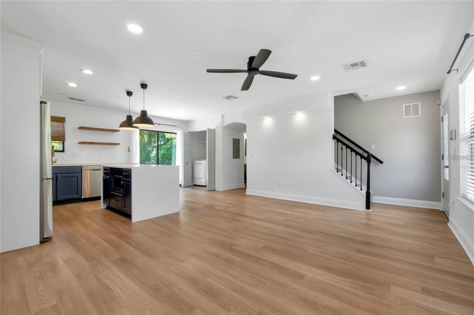 Image 11 of 33 For 3622 Devonswood Drive