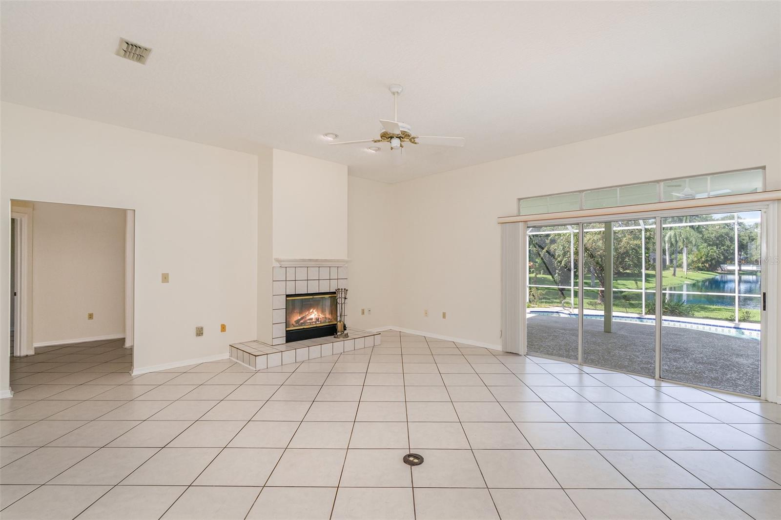 Image 10 of 38 For 4745 Murcott Avenue