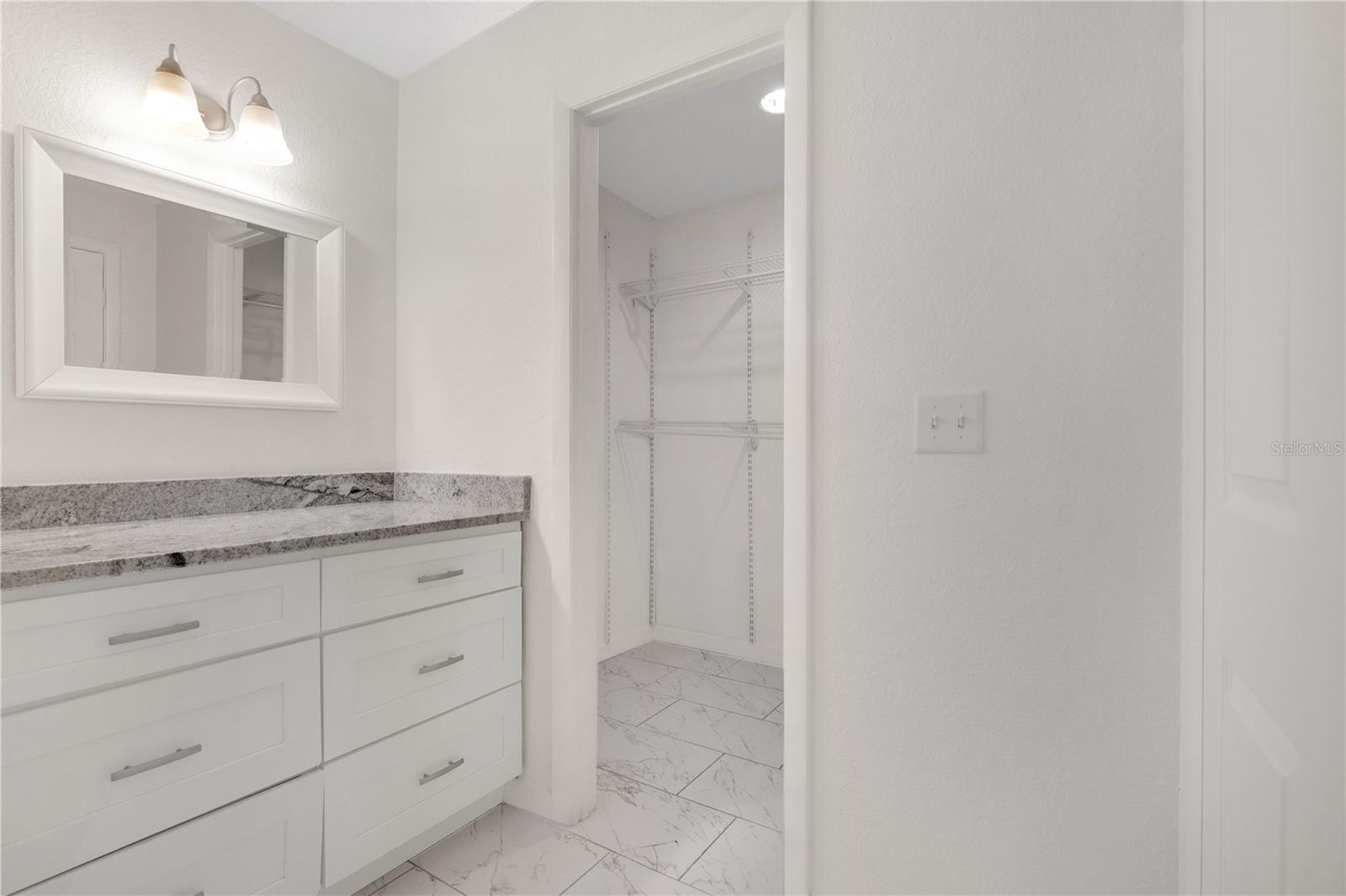 Image 12 of 37 For 5056 Caspian Court