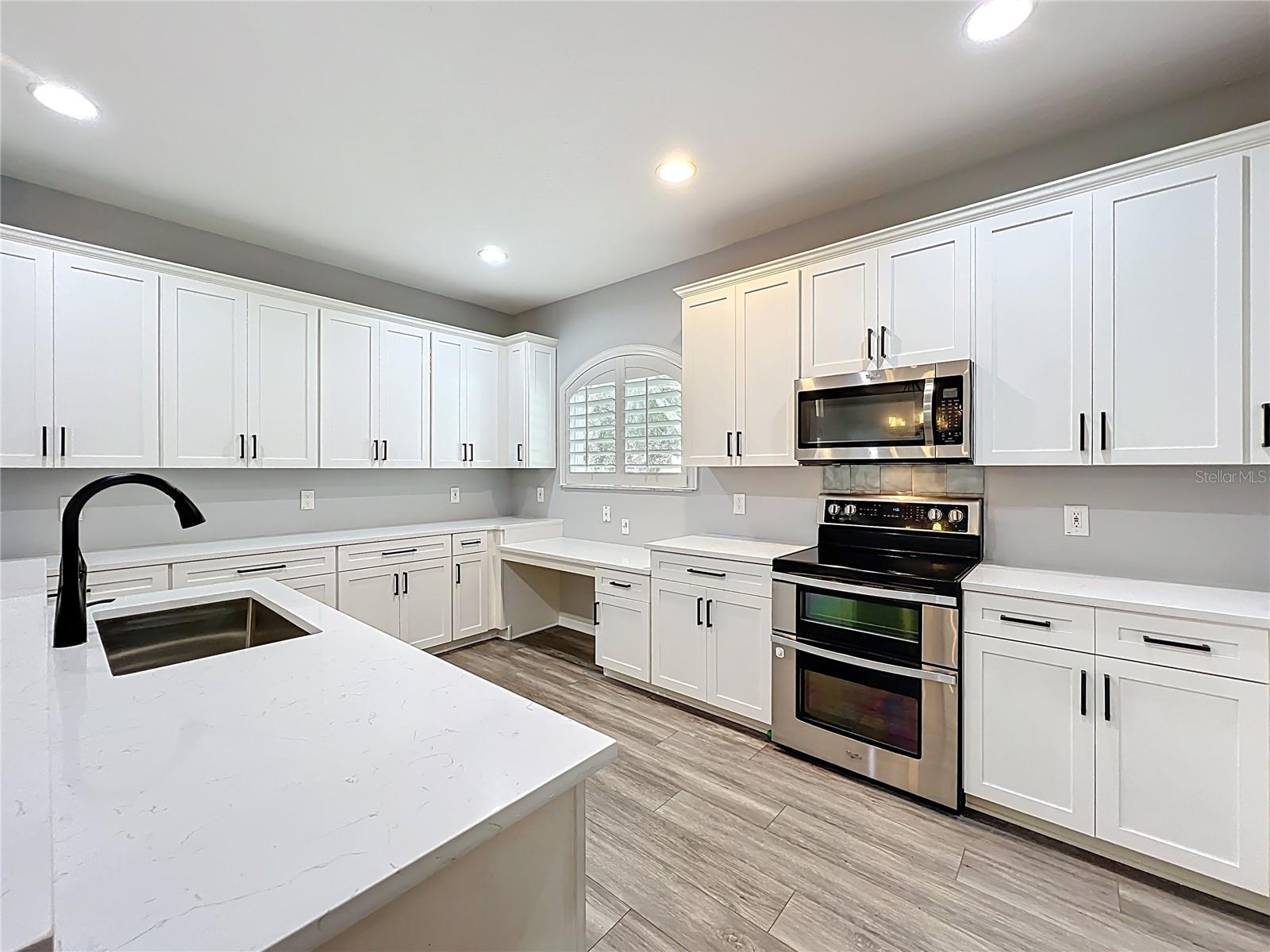 Image 2 of 98 For 1245 Pallister Lane