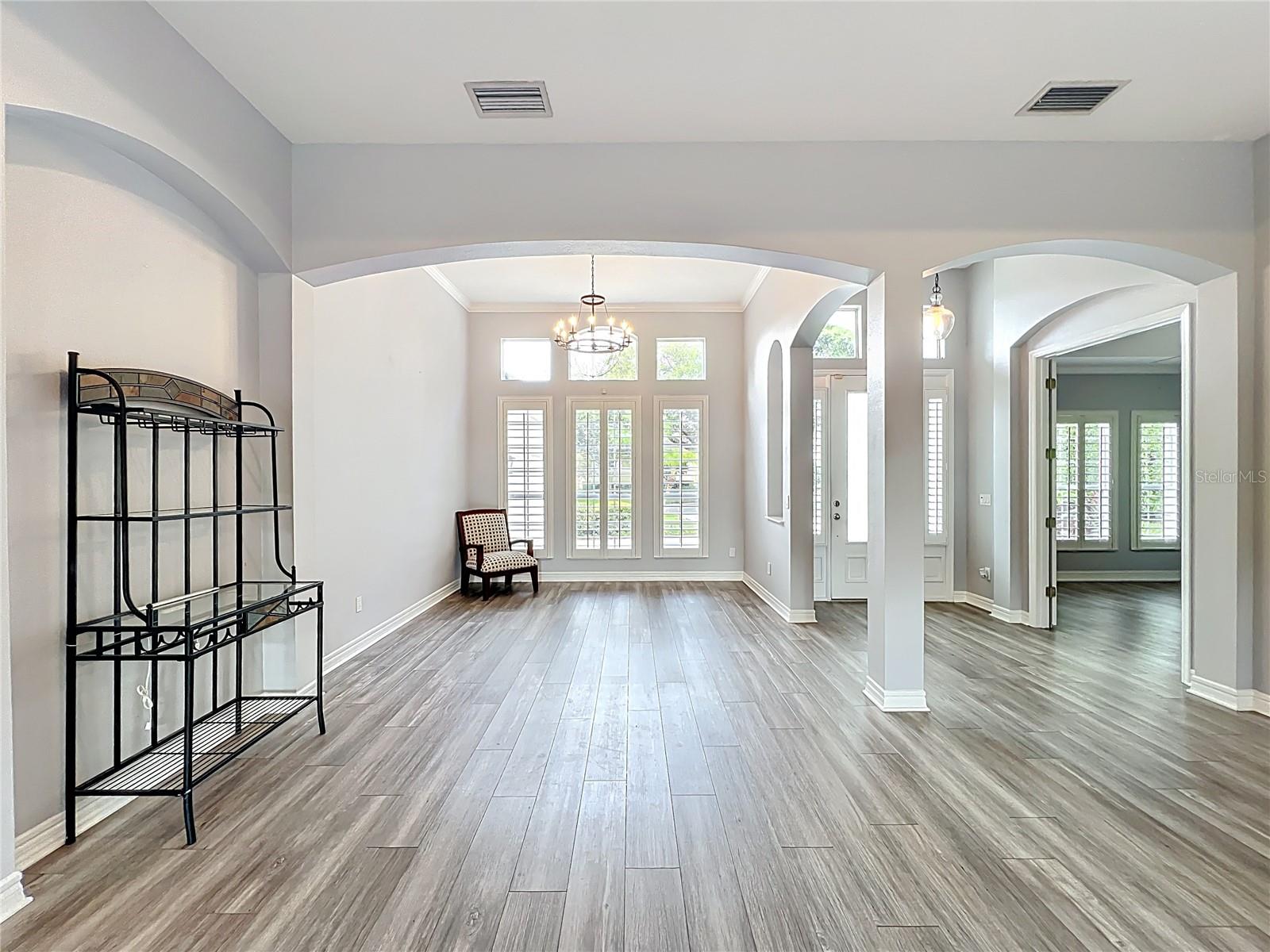 Image 27 of 98 For 1245 Pallister Lane