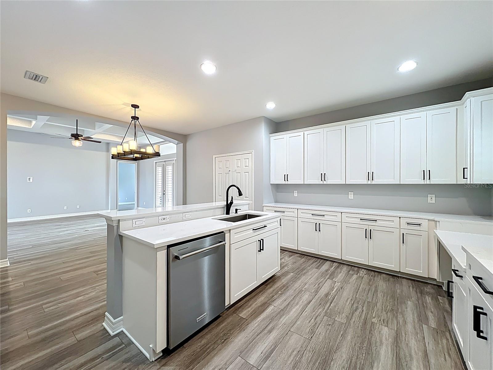 Image 32 of 98 For 1245 Pallister Lane