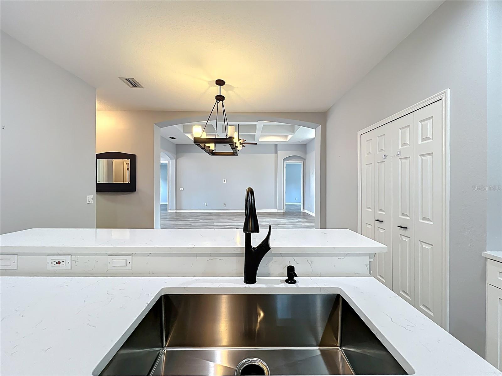 Image 34 of 98 For 1245 Pallister Lane