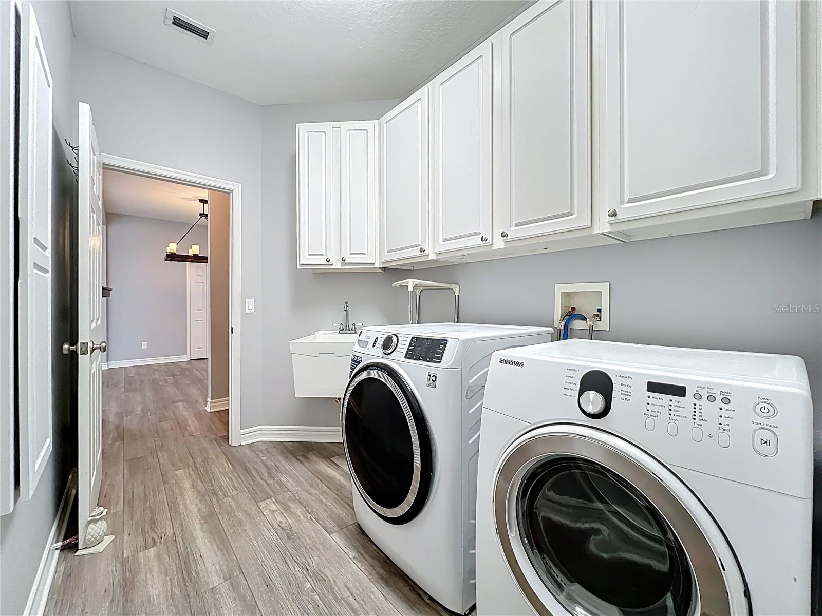 Image 55 of 98 For 1245 Pallister Lane