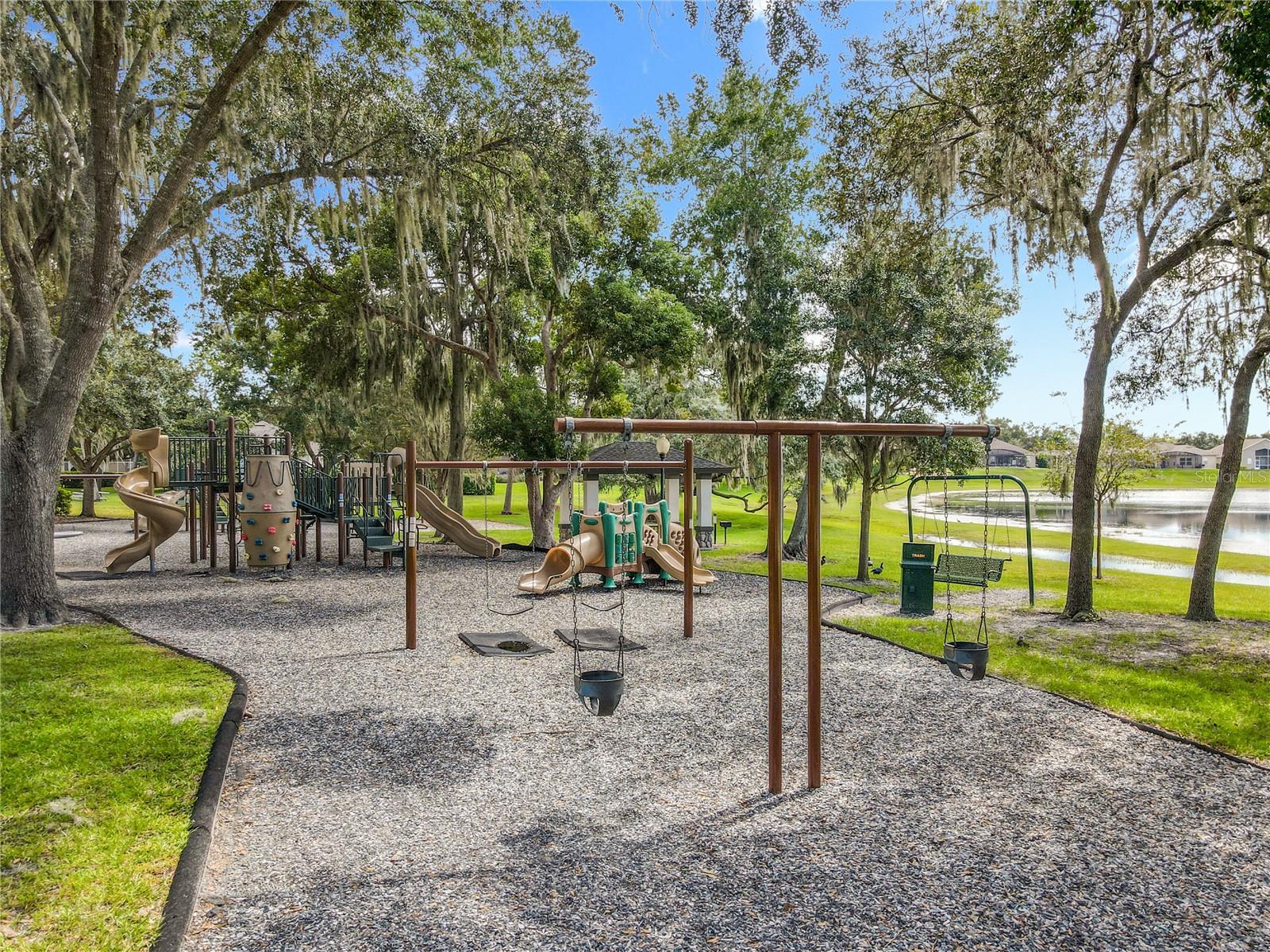 Image 92 of 98 For 1245 Pallister Lane