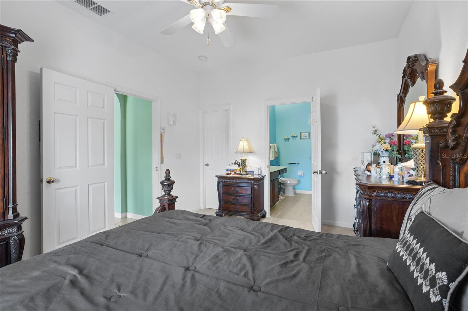 Image 12 of 34 For 16543 Cedar Crest Drive