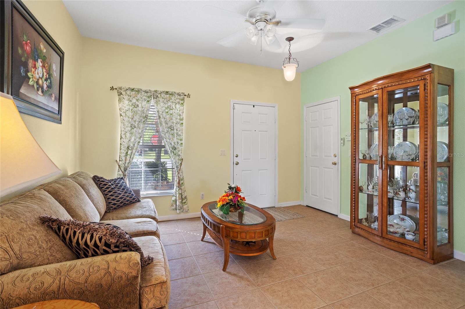 Image 3 of 34 For 16543 Cedar Crest Drive