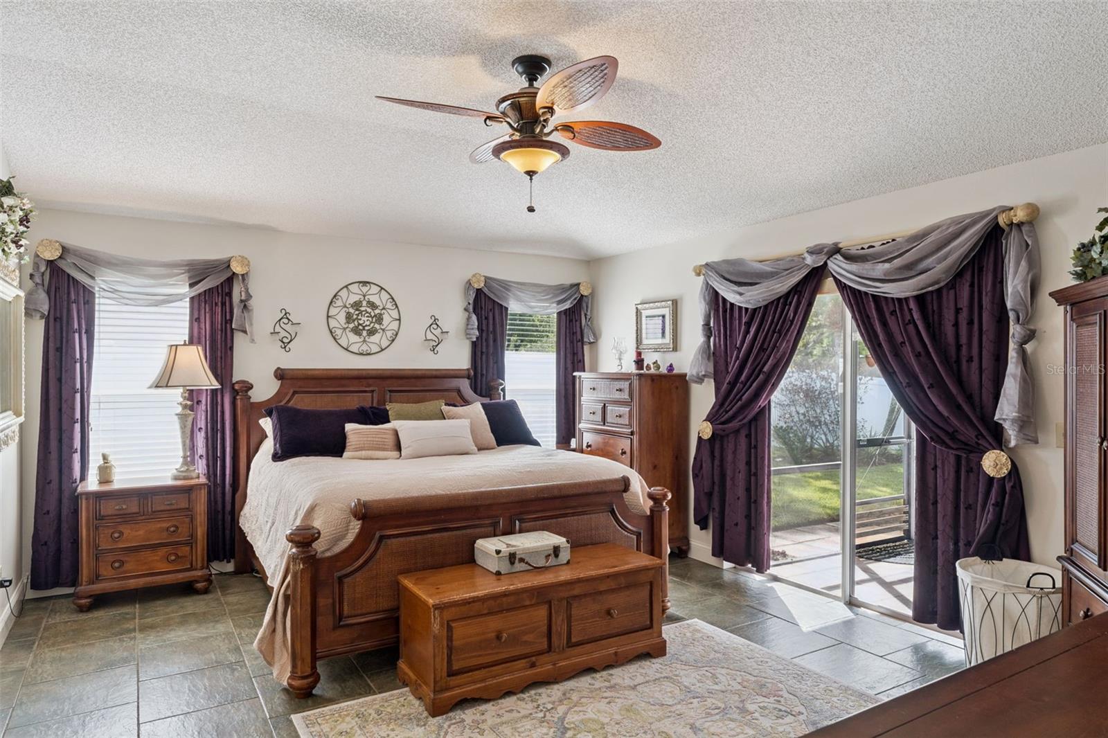 Image 14 of 35 For 1624 Thornhill Circle