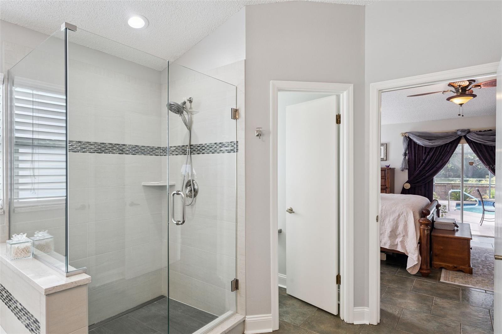 Image 18 of 35 For 1624 Thornhill Circle