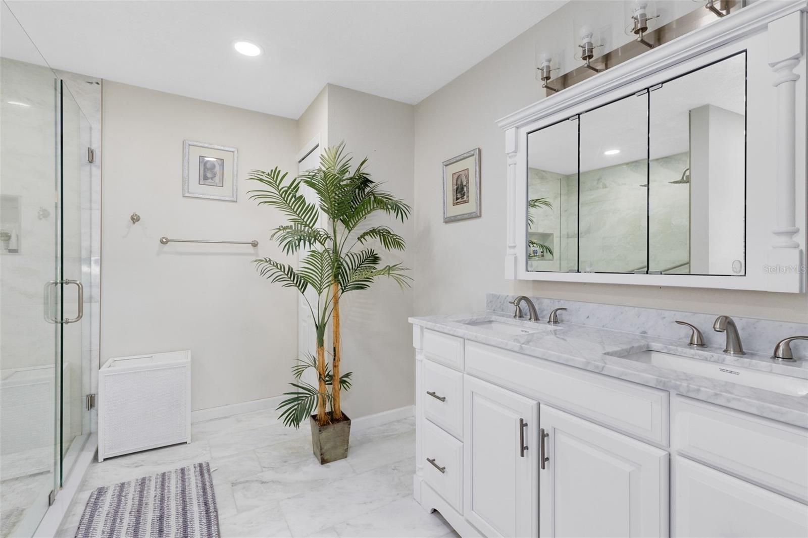 Image 14 of 29 For 1931 Aster Drive