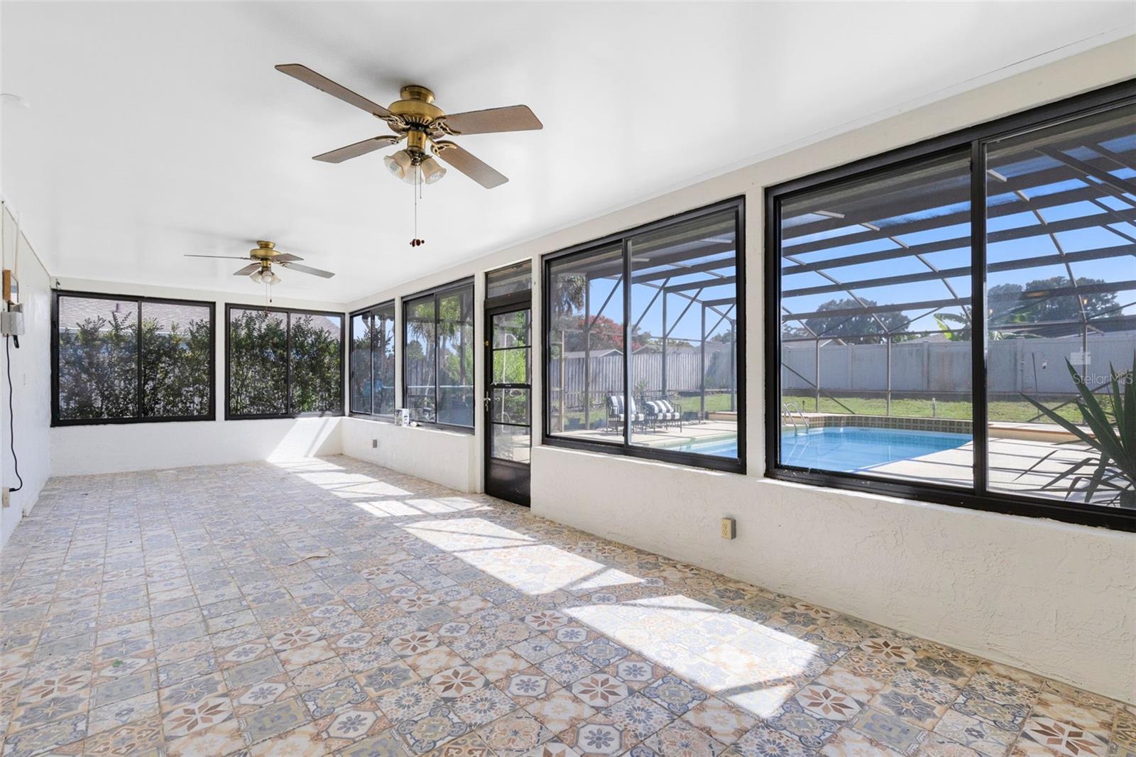 Image 21 of 29 For 1931 Aster Drive