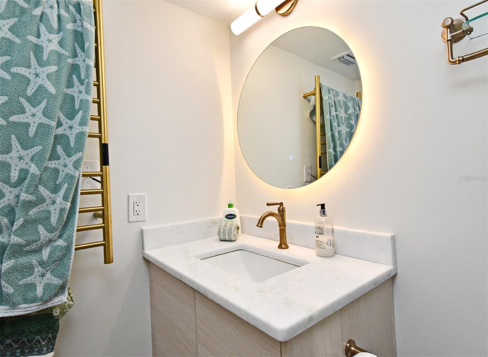 Image 19 of 47 For 4501 Atlantic Avenue 215