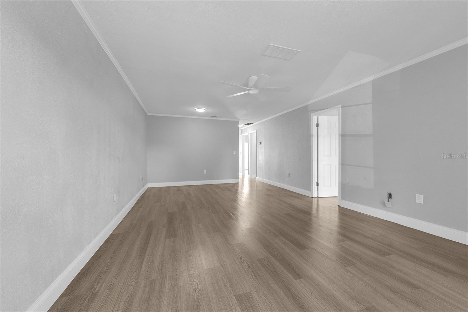 Image 6 of 29 For 1601 Grove Street 552