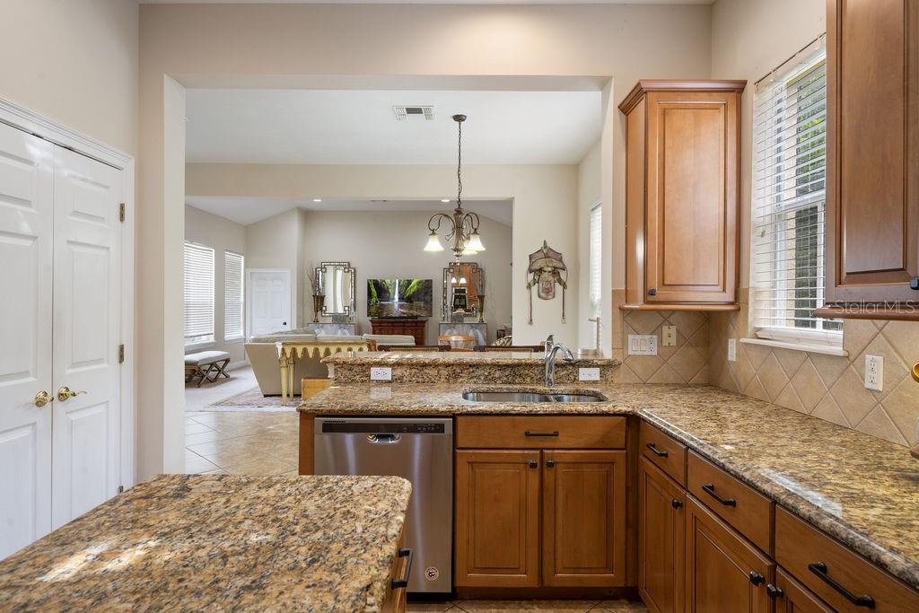 Image 11 of 20 For 11905 Camden Park Drive