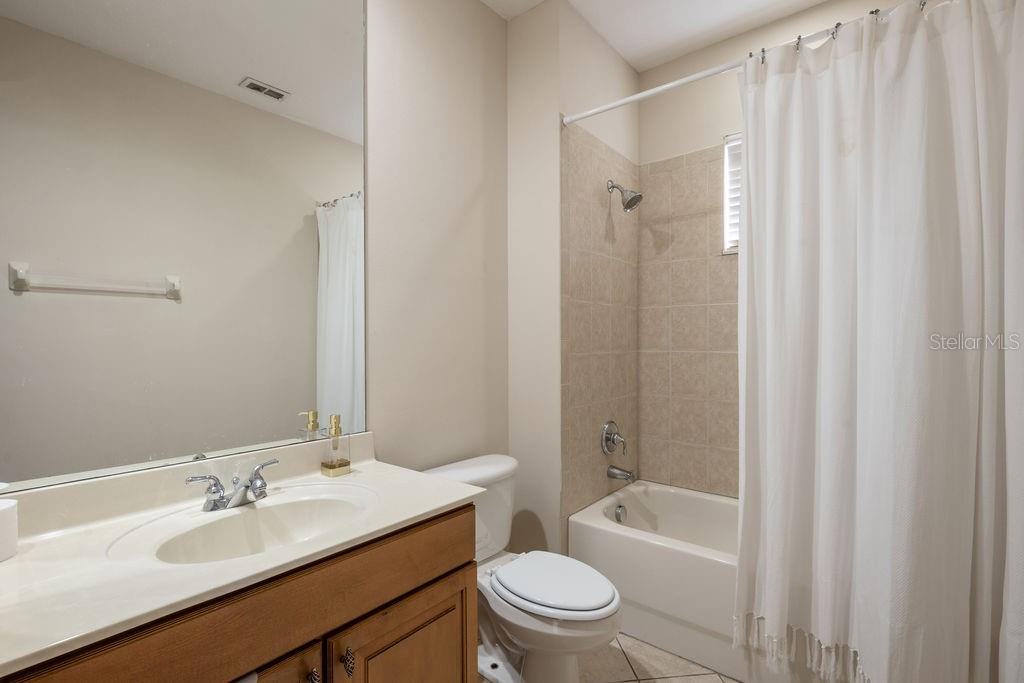 Image 14 of 20 For 11905 Camden Park Drive