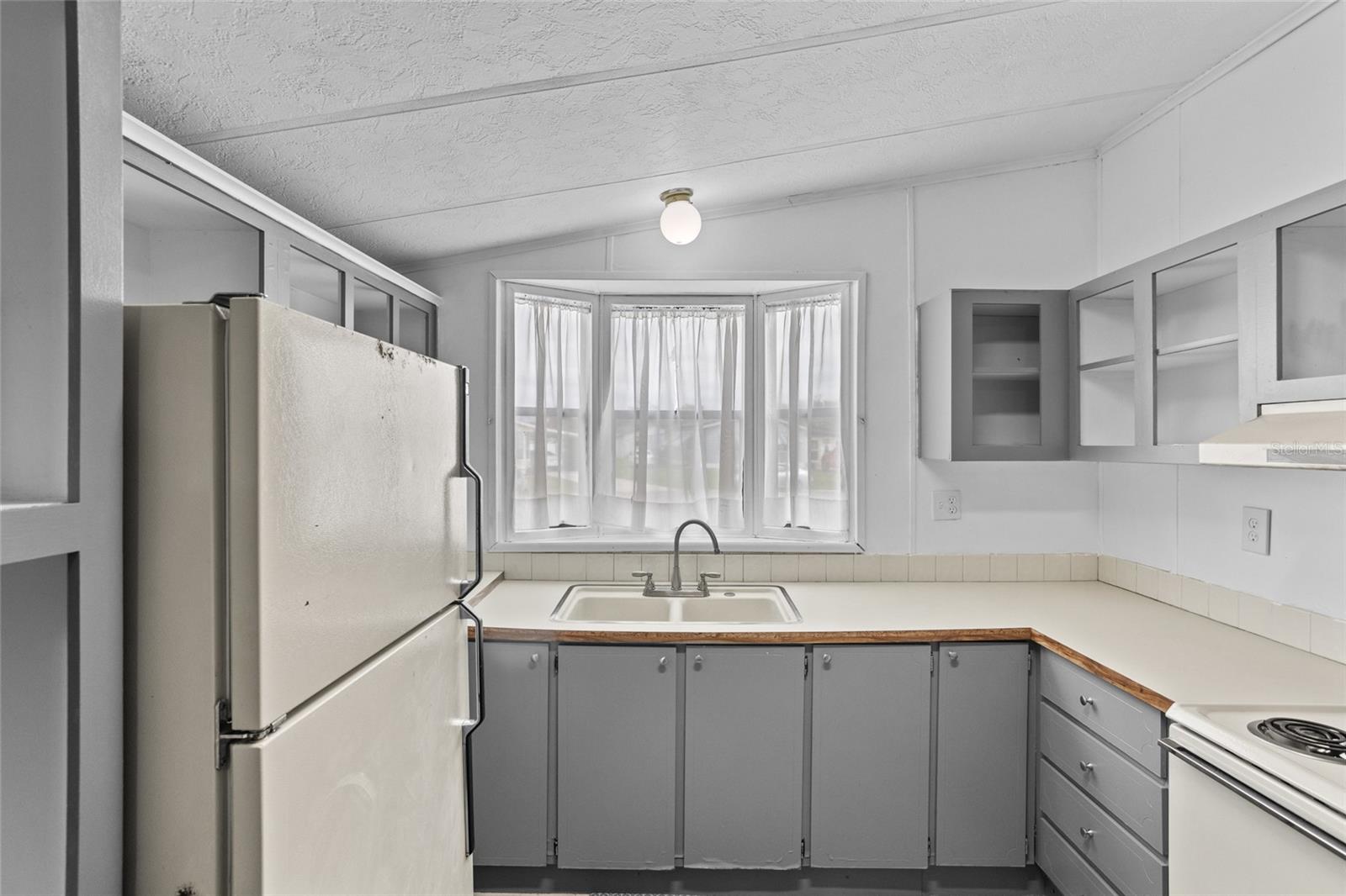 Image 19 of 50 For 2240 Darby Lane