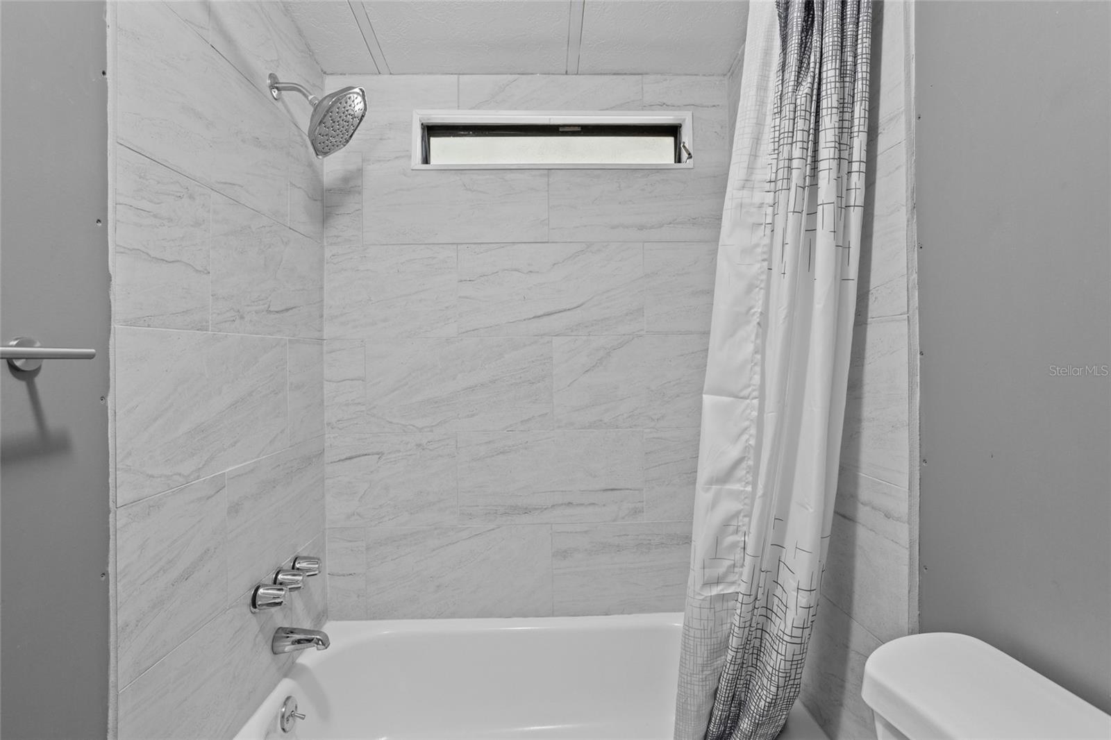 Image 26 of 50 For 2240 Darby Lane
