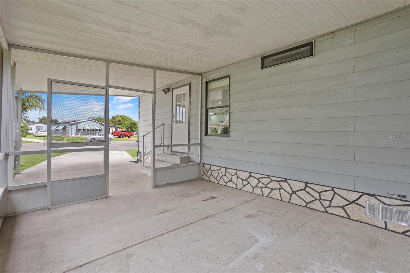 Image 9 of 50 For 2240 Darby Lane