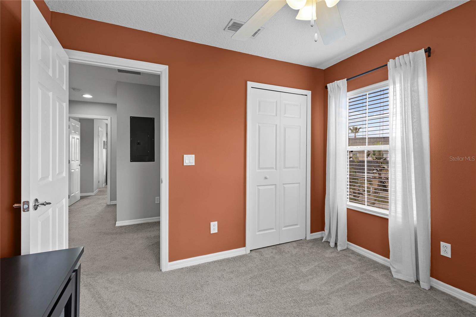 Image 16 of 37 For 9228 Cardinal Meadow Trail