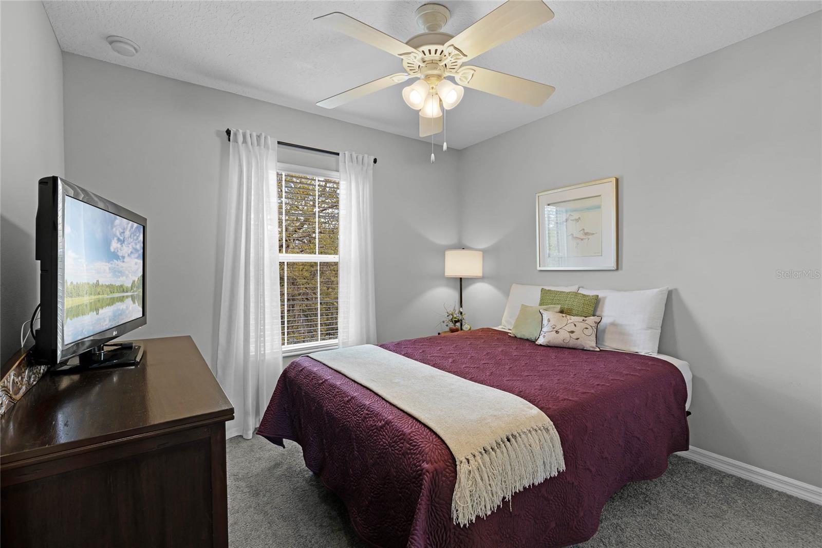 Image 18 of 37 For 9228 Cardinal Meadow Trail