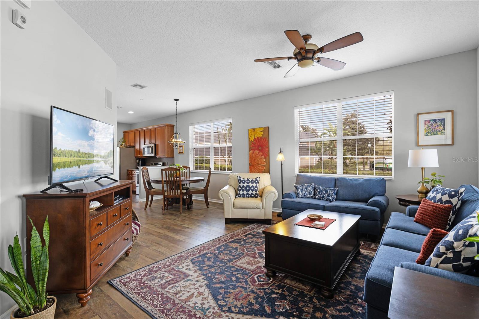 Image 5 of 37 For 9228 Cardinal Meadow Trail