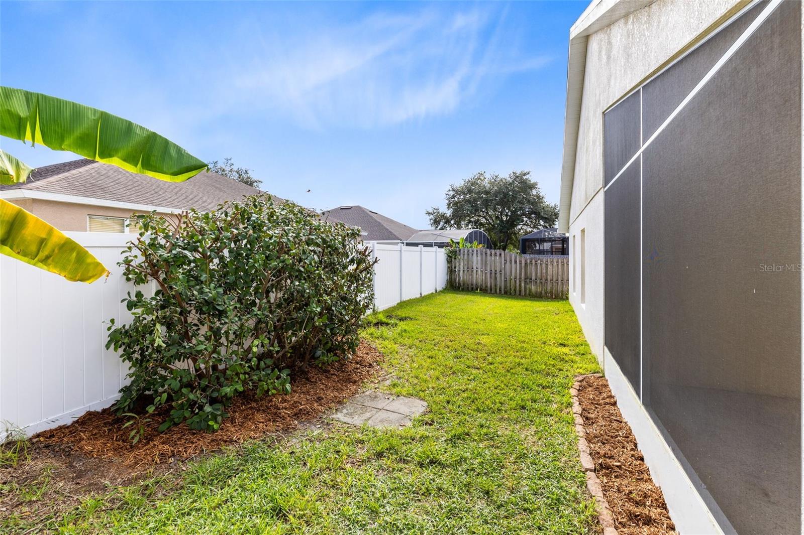 Image 26 of 38 For 975 Cherry Valley Way