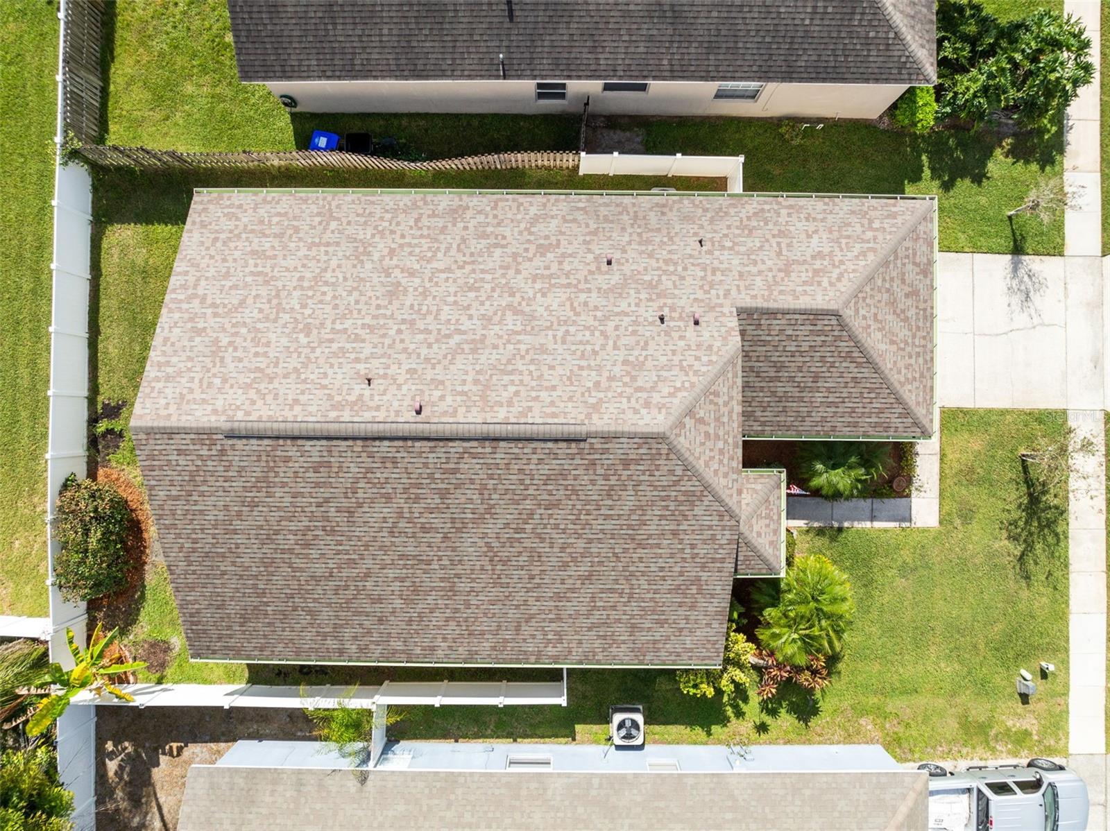 Image 32 of 38 For 975 Cherry Valley Way