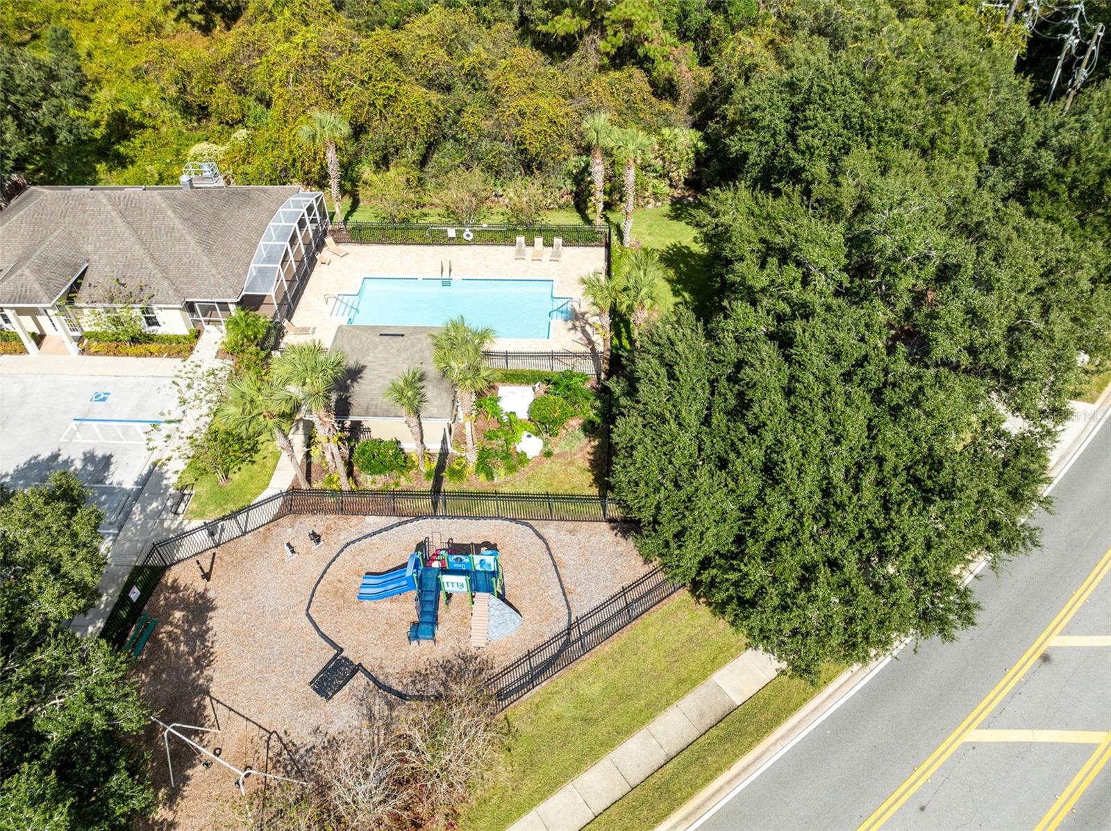 Image 33 of 38 For 975 Cherry Valley Way