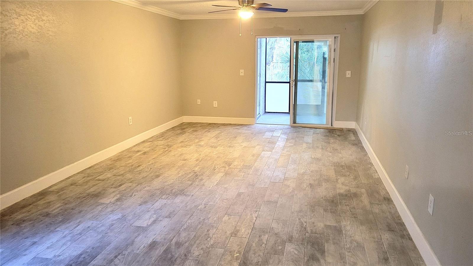 Image 6 of 15 For 4164 Plantation Village Condo Drive Drive 504