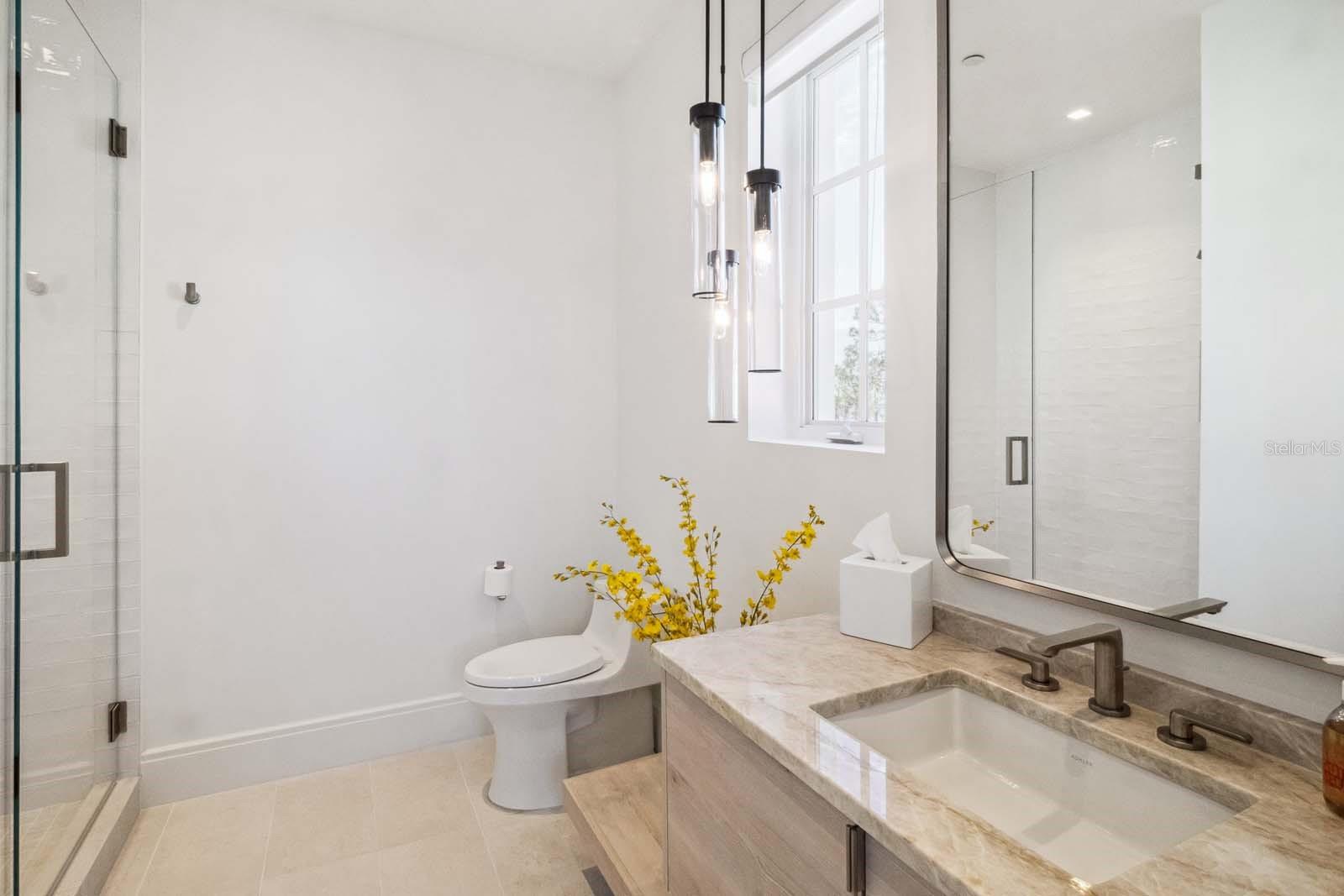 Image 12 of 49 For 10339 Kensington Shore Drive J-202