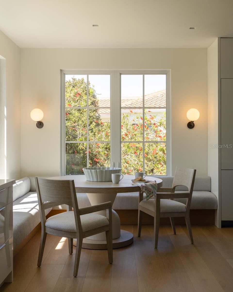 Image 21 of 49 For 10339 Kensington Shore Drive J-202