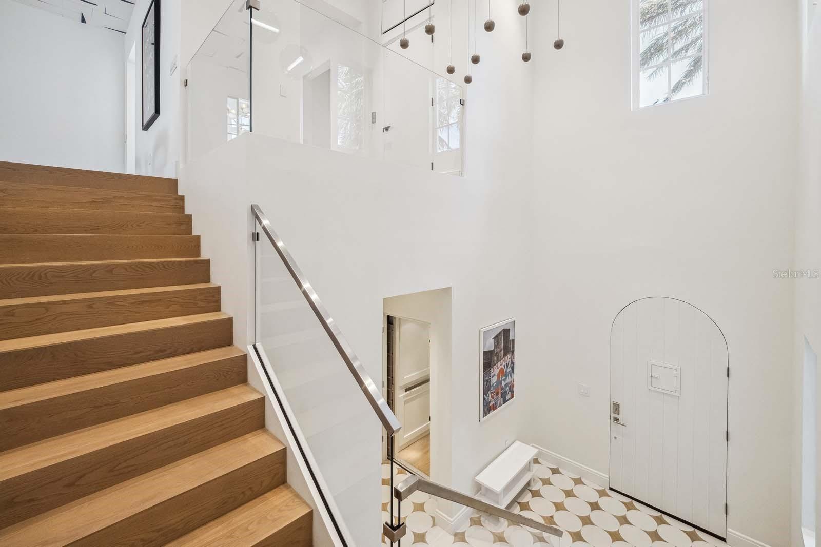 Image 5 of 49 For 10339 Kensington Shore Drive J-202
