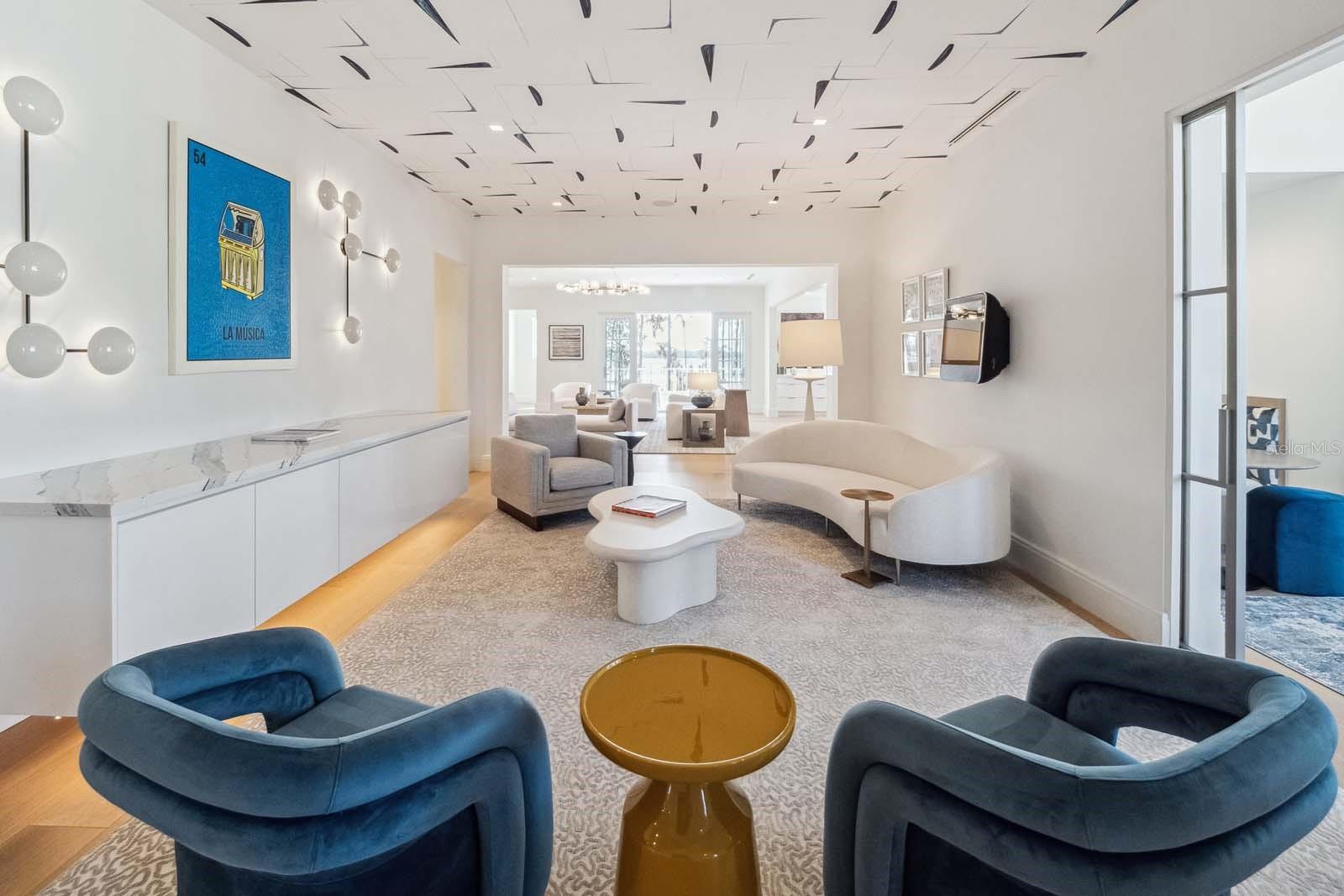 Image 6 of 49 For 10339 Kensington Shore Drive J-202