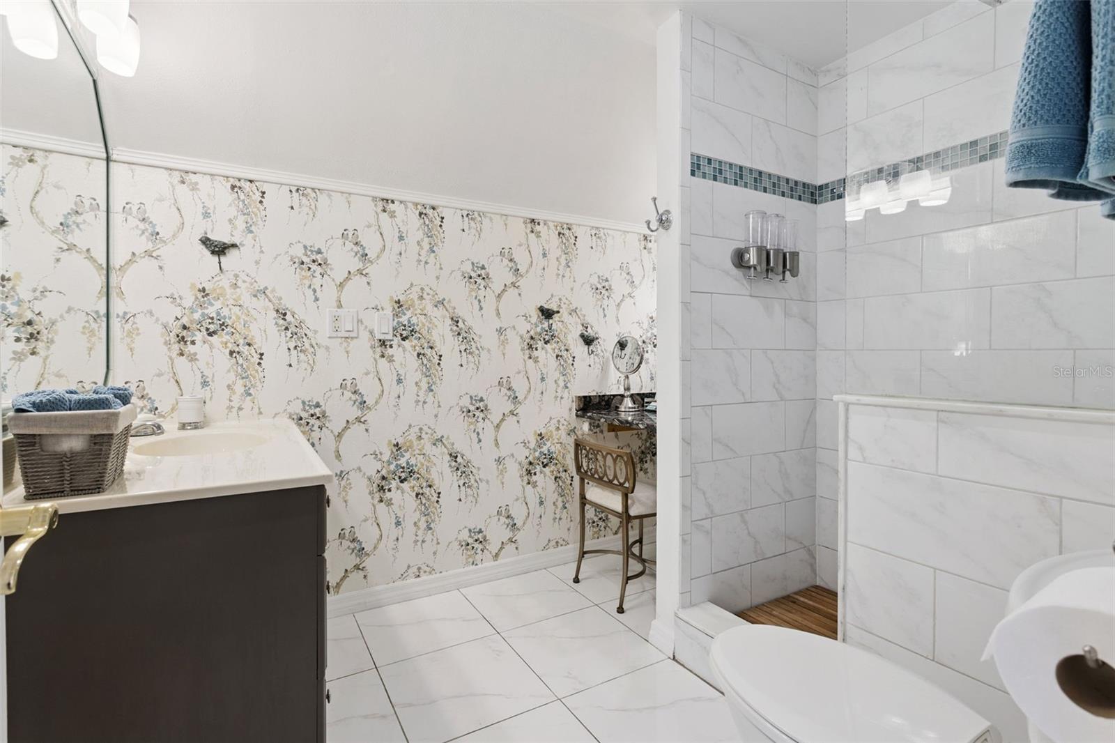 Image 22 of 65 For 7051 Sadler Road
