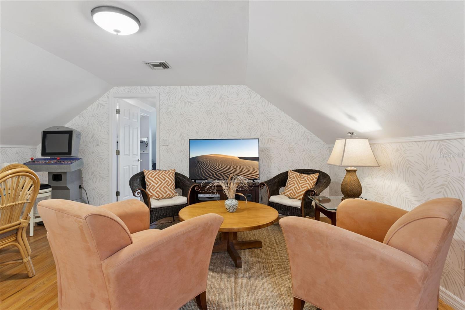 Image 36 of 65 For 7051 Sadler Road