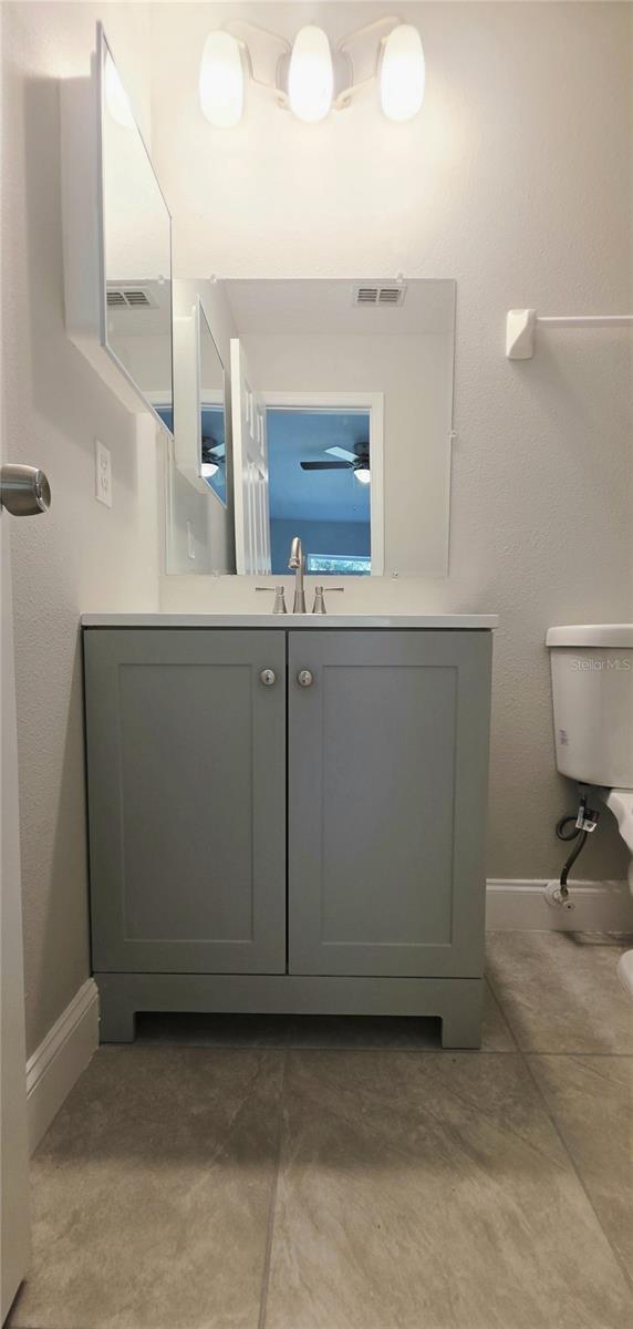 Image 18 of 29 For 7375 Holly Creek Road