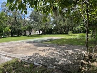 Image 4 of 6 For 7321 Edgewater Drive