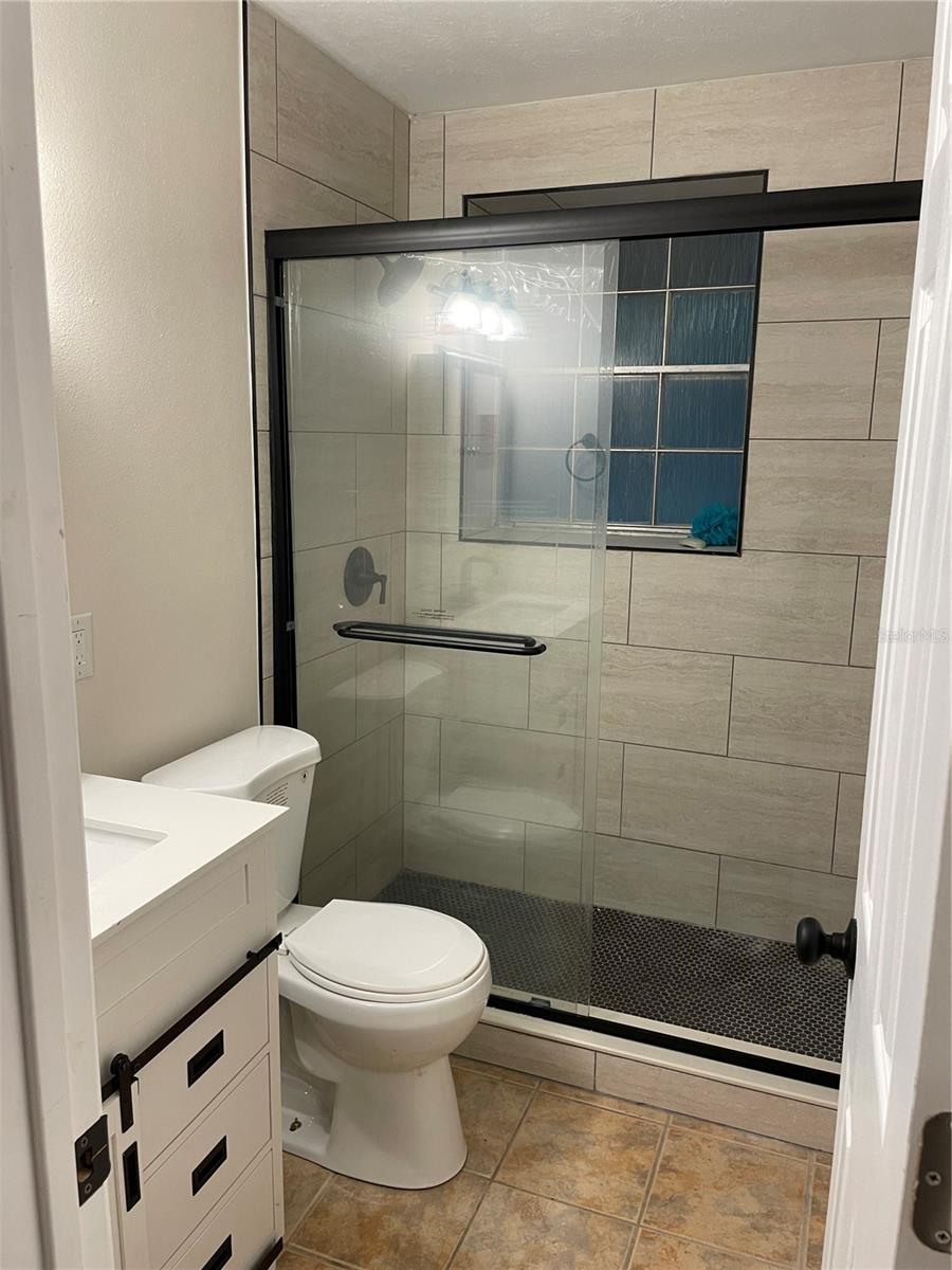 Image 28 of 36 For 32 St Andrews Drive