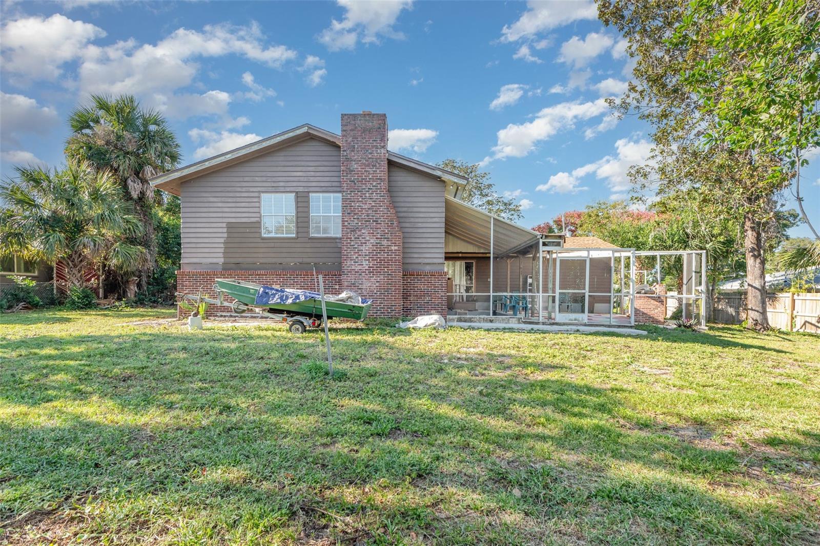 Image 33 of 36 For 32 St Andrews Drive