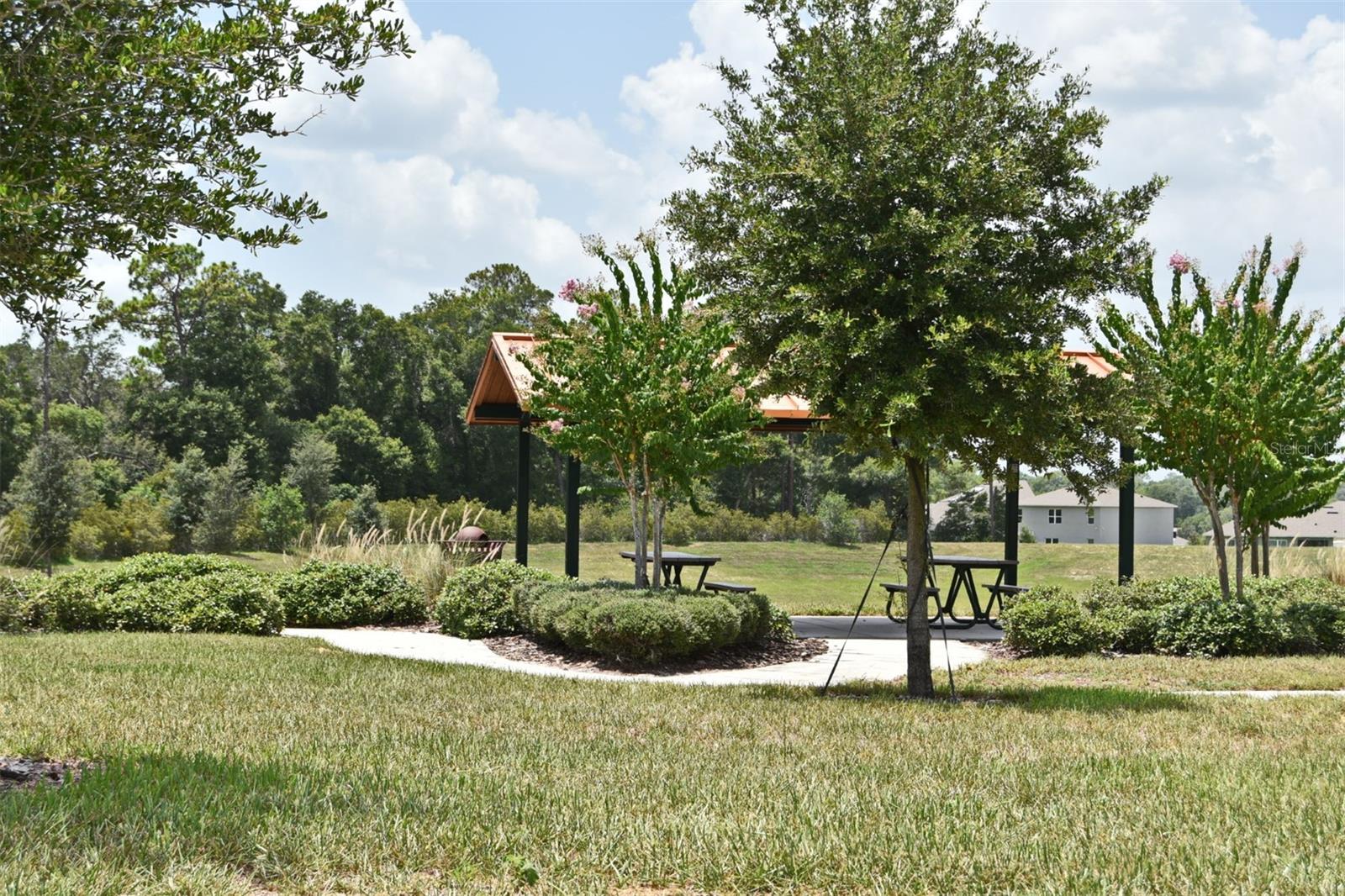 Image 40 of 49 For 440 Baroness Way