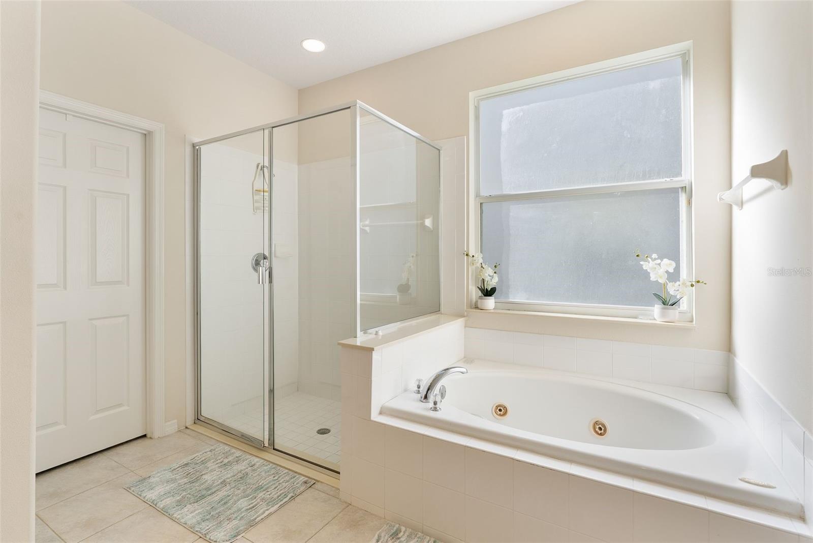 Image 14 of 32 For 9432 Pecky Cypress Way