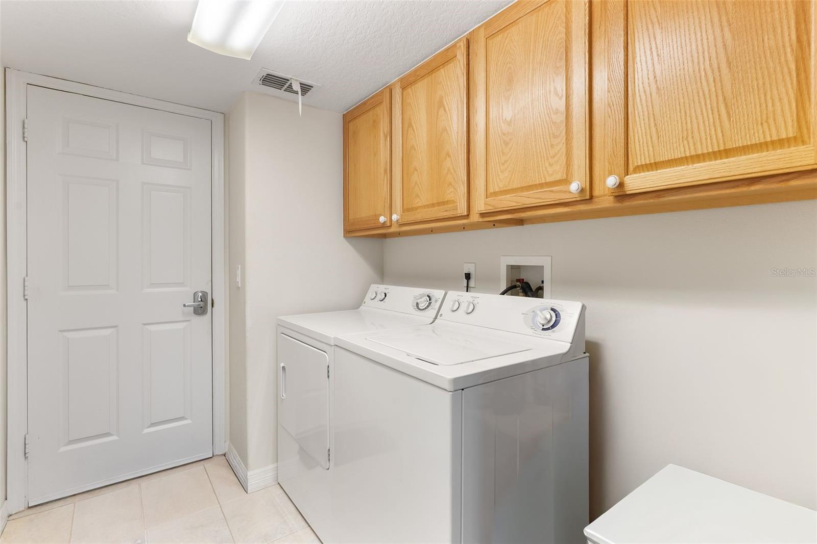 Image 25 of 32 For 9432 Pecky Cypress Way